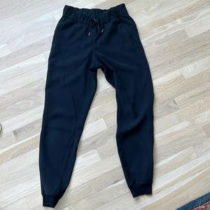 Lululemon black womens joggers